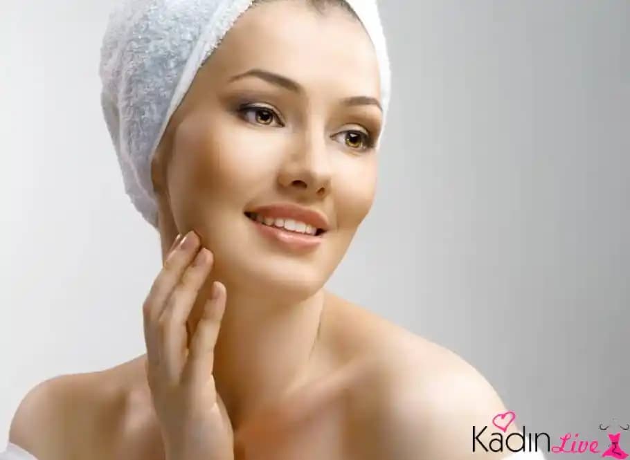 Boyun Cildini Gençleştirmek İçin Etkili Yöntemler ve Ürünler Rehberi