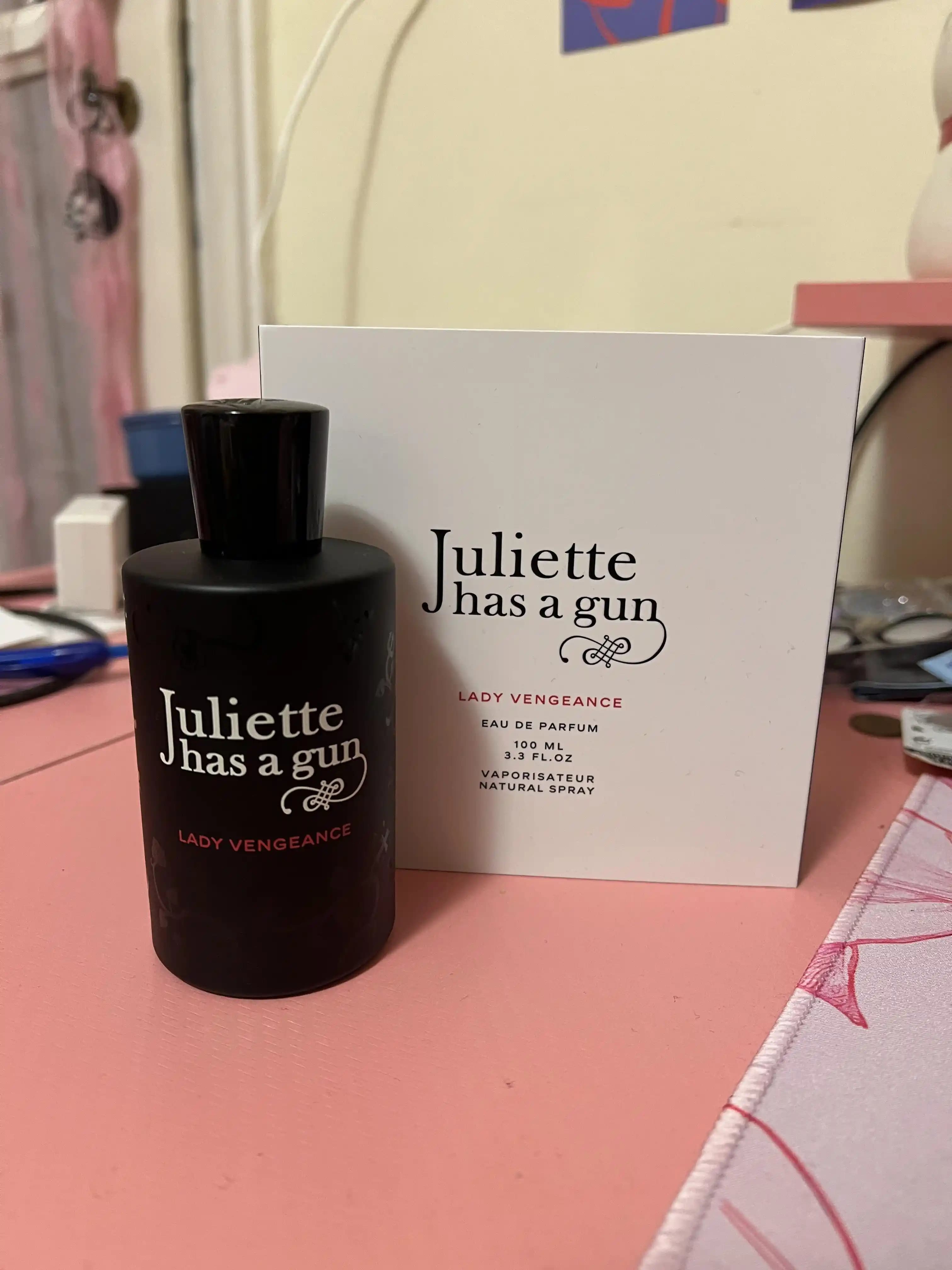 Juliette Has a Gun Lady Vengeance: Kör Alışverişte Tercih Edilen Çiçeksi Parfüm