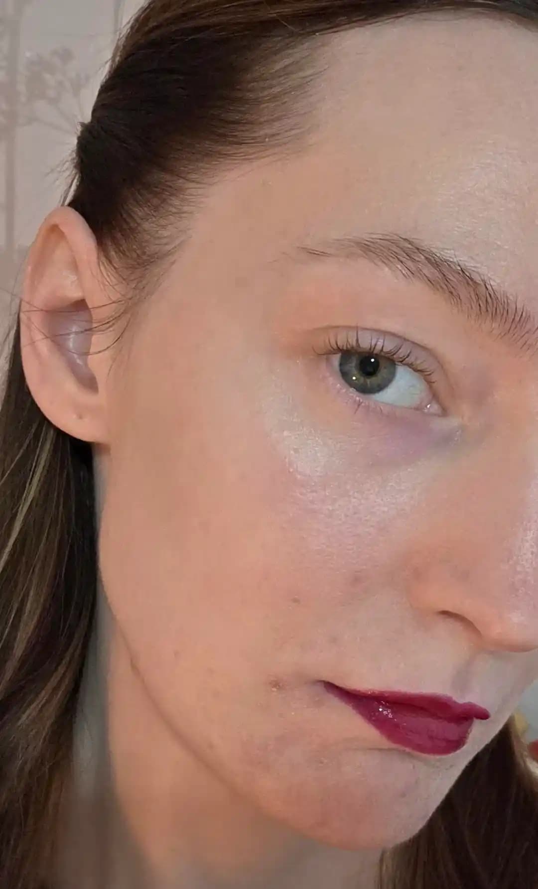 Kuru Ciltlerde Makyaj ve Cilt Bariyerini Korumada Doğru Uygulama Yöntemleri