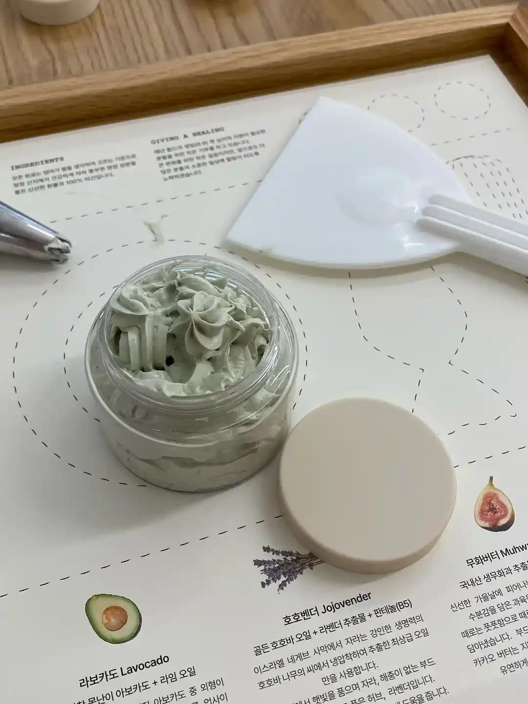 Seul'de Whipped House Atölyesinde Kişiye Özel Yüz Temizleyici Yapımı Deneyimi