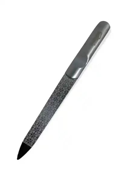 Solingen Çelik Törpü: Dayanıklı ve Ergonomik Tırnak Bakım Aracı