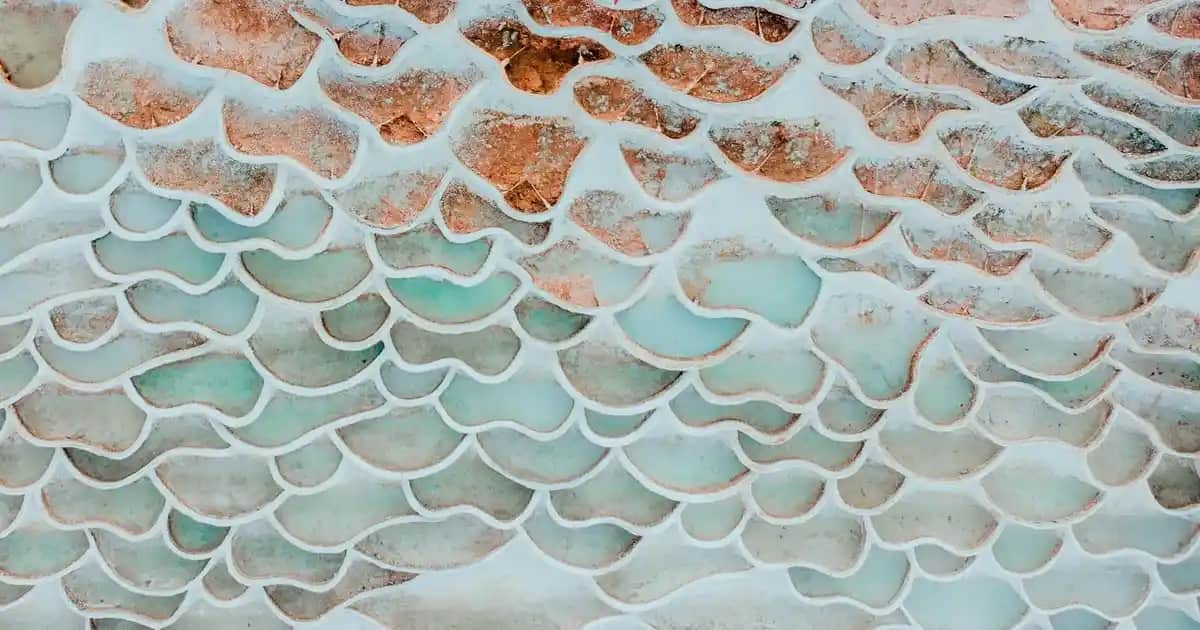 811 Saç Boyası Küllü Sarı Tonlarıyla Uzun Süreli ve Doğal Görünüm Sağlar