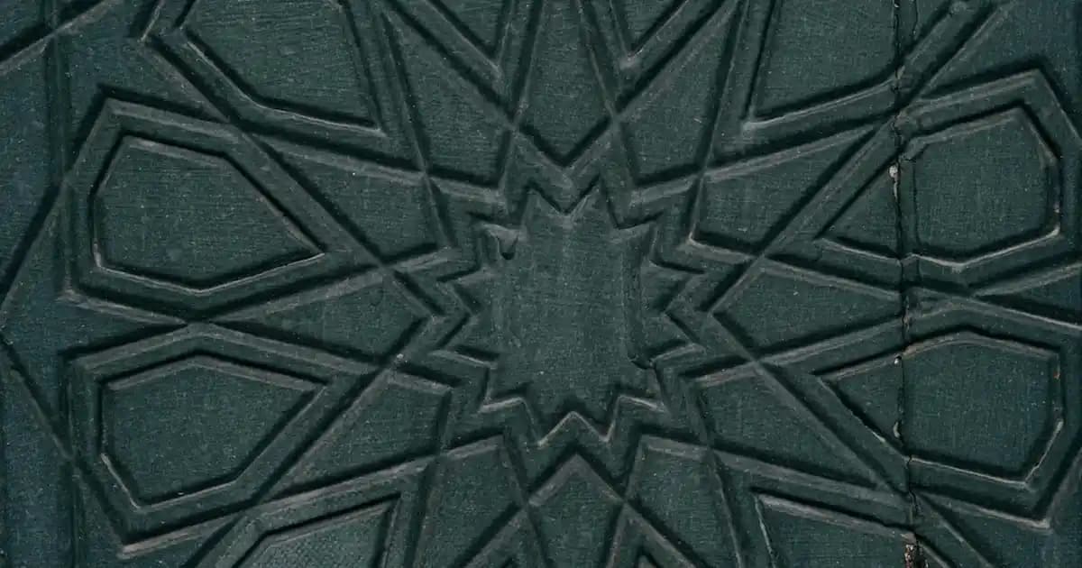 CeraVe Nemlendirici Losyon 236 ml: Derinlemesine Nemlendirme ve Cilt Bariyeri Güçlendirme