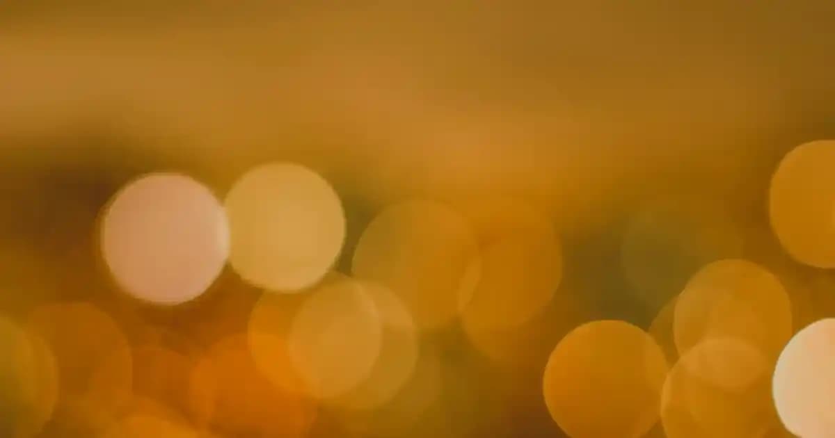 2025'te Saçlarınızda Devrim: En İyi Yumuşatan Şampuan Sırları