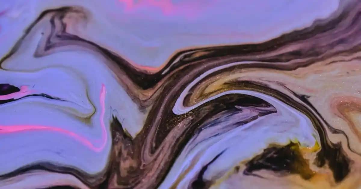 Essence Eyeliner Kalemi Çeşitleri ve Özellikleriyle Gözlerde Mükemmel Çizgiler