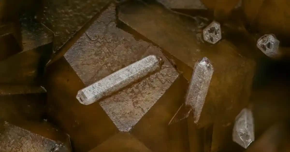 Evde Makyaj Yapmanın Püf Noktaları ve Doğal Güzellik Sırları