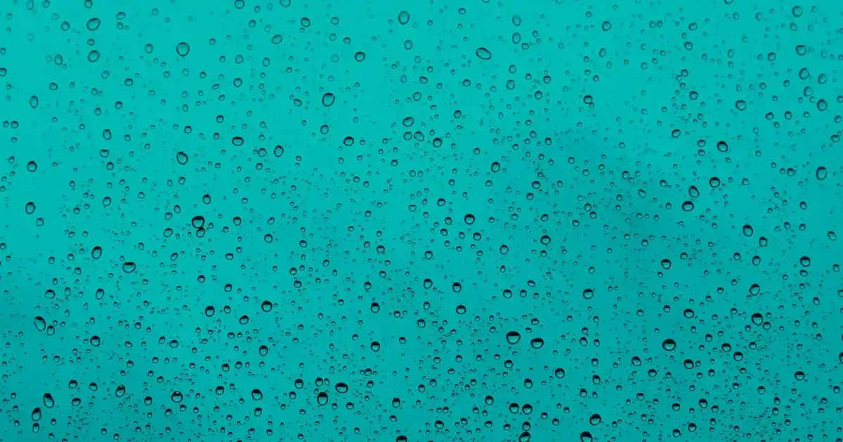 Hyaluronik Asit Serumu: Cilt Nemlendirme ve Yaşlanma Karşıtı Etkileri