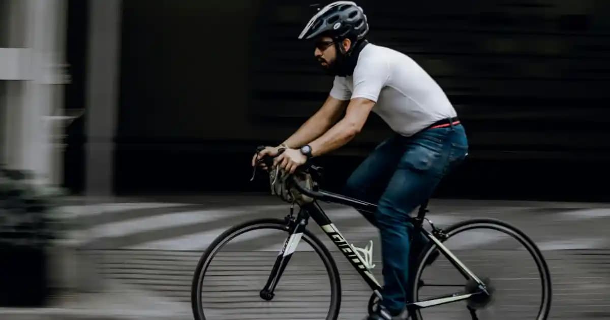 ISDIN Güneş Kremi: Yüksek Koruma ve Modern Formüllerle Güneşin Keyfini Çıkarın