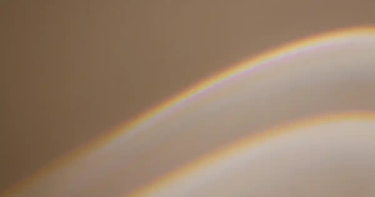 2025'te Işıltılı Çikolata Saç Rengiyle Doğallık ve Şıklığı Yakalayın