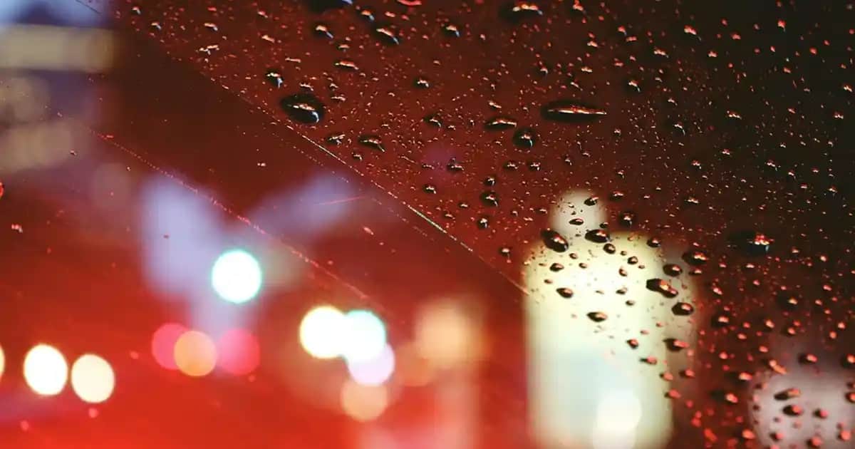 Karma Ciltler İçin Yüz Yıkama Jeli Seçimi ve Bakım İpuçları