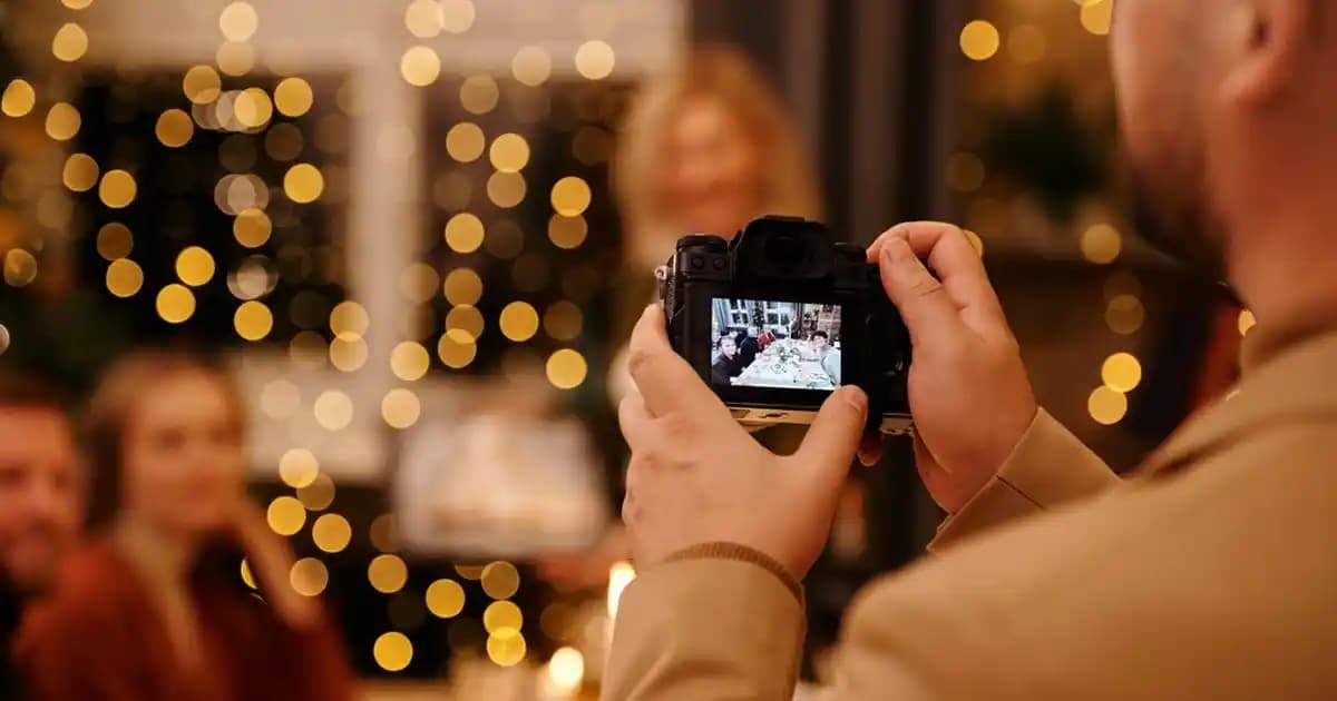 Krepe Tarağı Nedir, Nasıl Kullanılır ve Saç Şekillendirmede Avantajları Nelerdir