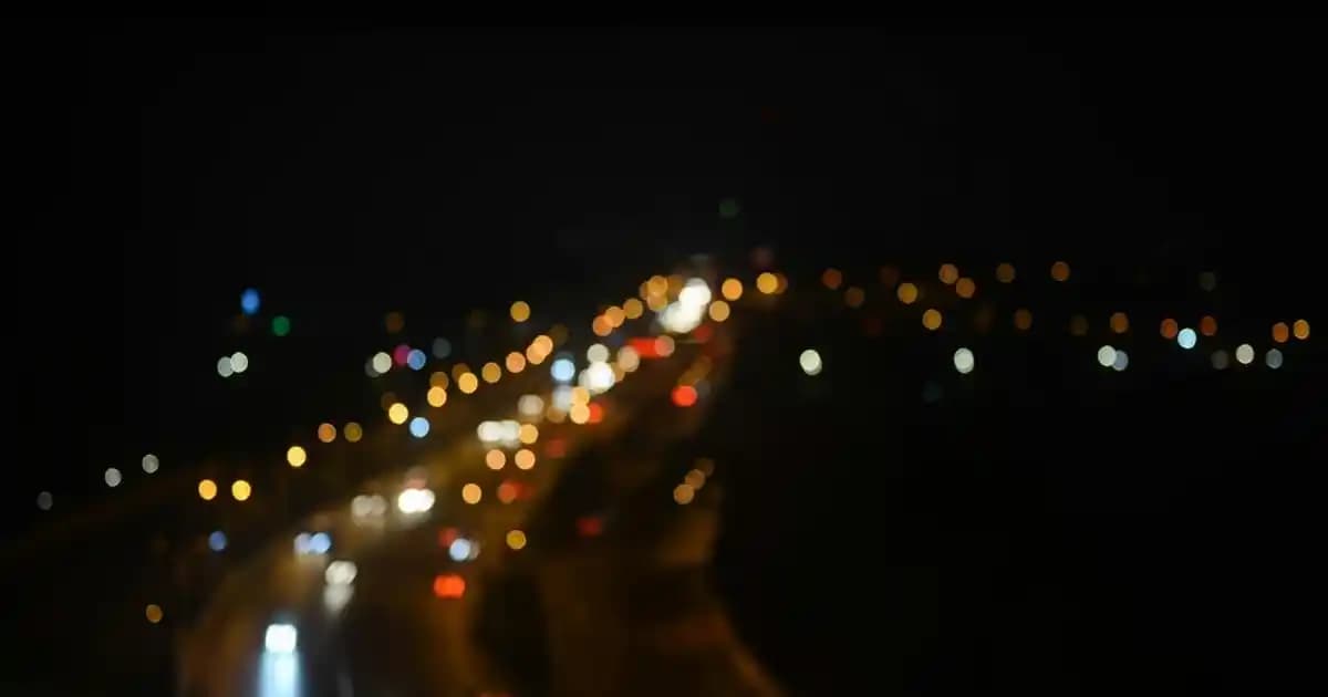 Küllü Açık Kahve Saç Rengi: Doğallık ve Şıklığın Modern Yansıması