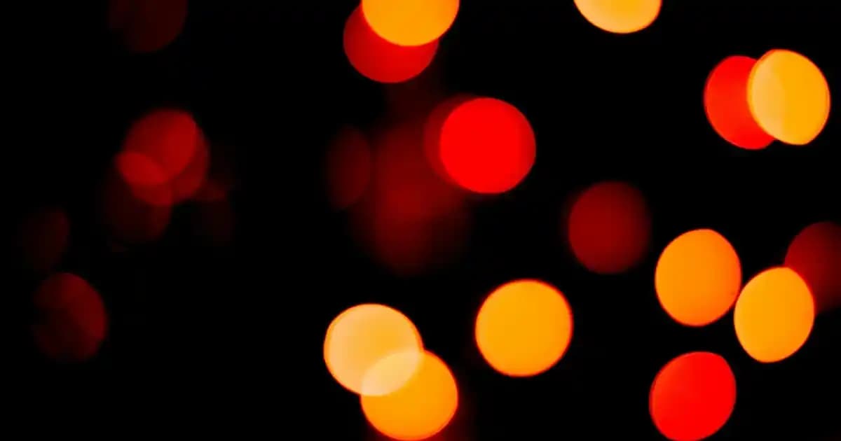 2025'te Küllü Platin Saç Rengiyle Tarzınızı Baştan Yaratın