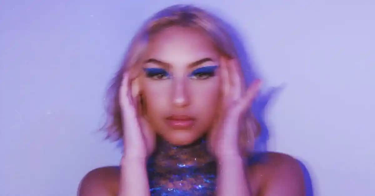 Kumral Saçta Mor Şampuan Kullanımı: Renk Koruma ve Ton Dengeleme Rehberi