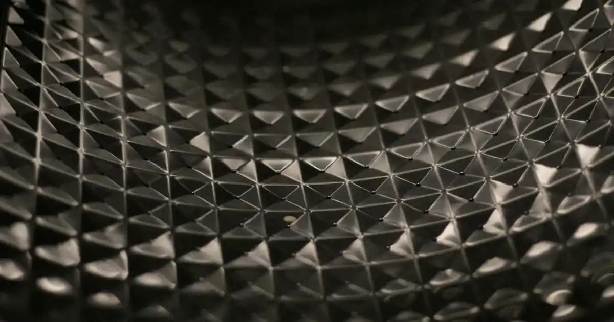 2025'te Kuru Ciltler İçin La Roche-Posay Yüz Yıkama Jeli ile Nem Devrimi