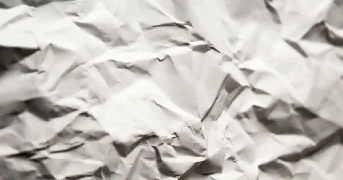 Lierac Çatlak Serumu ile Cilt Elastikiyetinizi Güçlendirin ve Görünümünü Azaltın