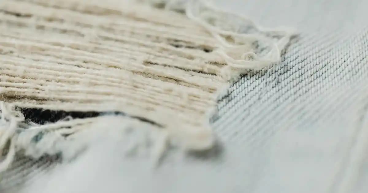 Makyaj Çıkarma Yağı Nedir ve Cilt Sağlığı İçin Neden Tercih Edilmeli