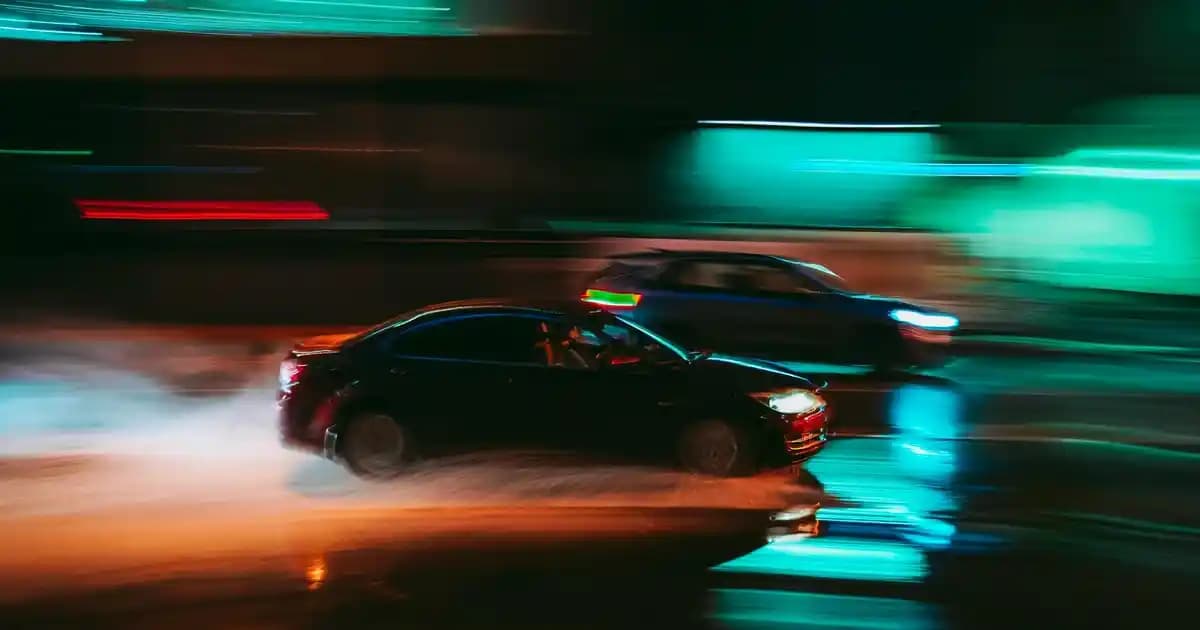 Max Factor Kaş Kalemi ile Doğal ve Belirgin Kaşlar Yaratmanın En İyi Yolları