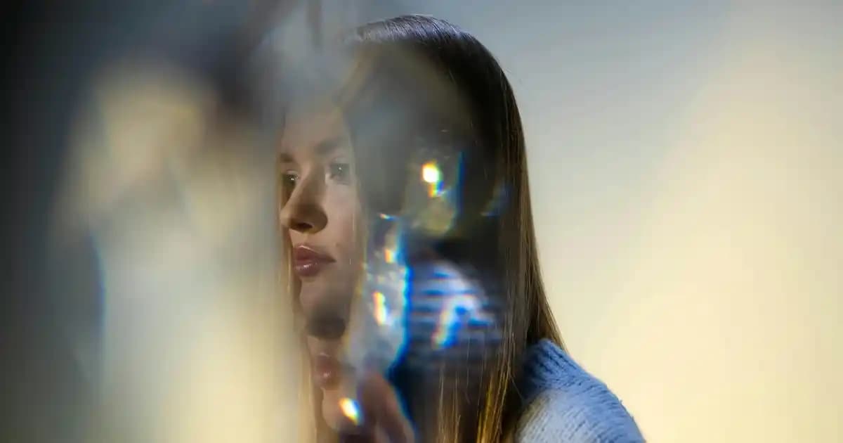 Maybelline Ruj 15: Uzun Süre Kalıcı Mat Renkli Ruj Seçenekleri ve Özellikleri