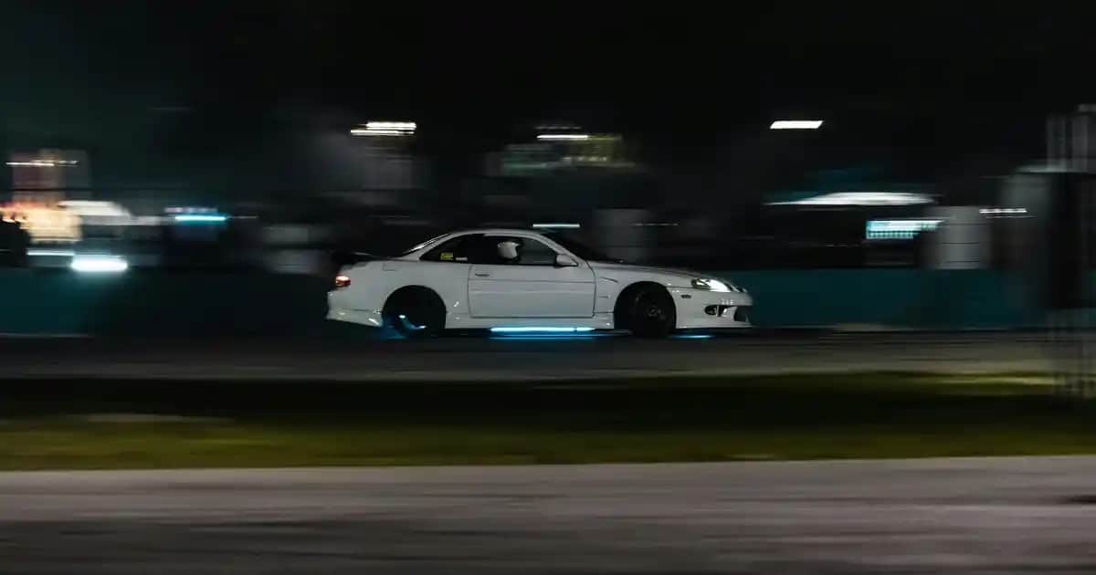 Mor Şampuan Saçı Mor Yapar mı? Renk Dengeleme ve Kullanım İpuçları