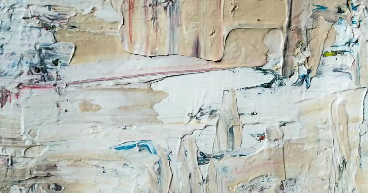 Pastel Dudak Kalemi 205 ile Dudaklarınızda Doğal ve Kalıcı Makyaj Deneyimi