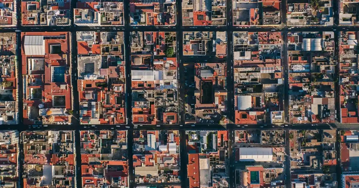 2025'te Pastel Likit Highlighter ile Makyajınızda Renkli Devrim