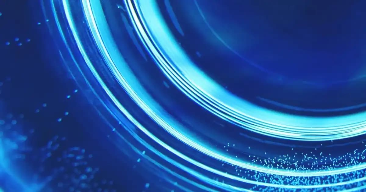 Real Techniques Mini Seyahat Fırça Seti: Pratik ve Kaliteli Makyaj Araçları