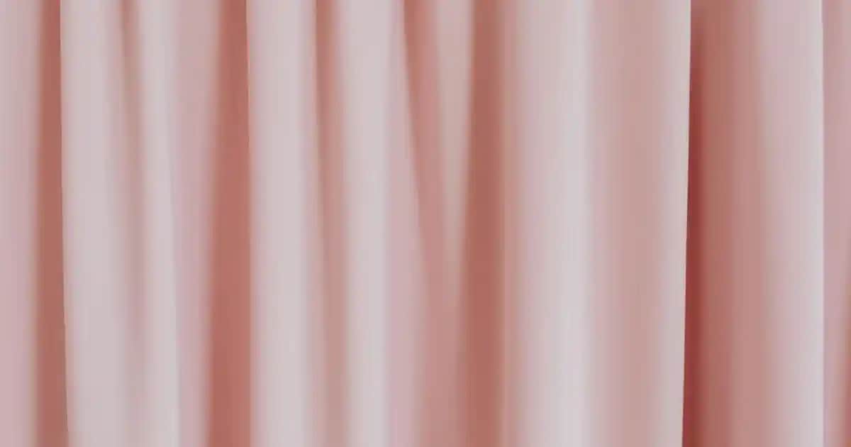 Retinoik Asit İçeren Kremler: Cilt Sağlığını Destekleyen Güçlü Etken Madde