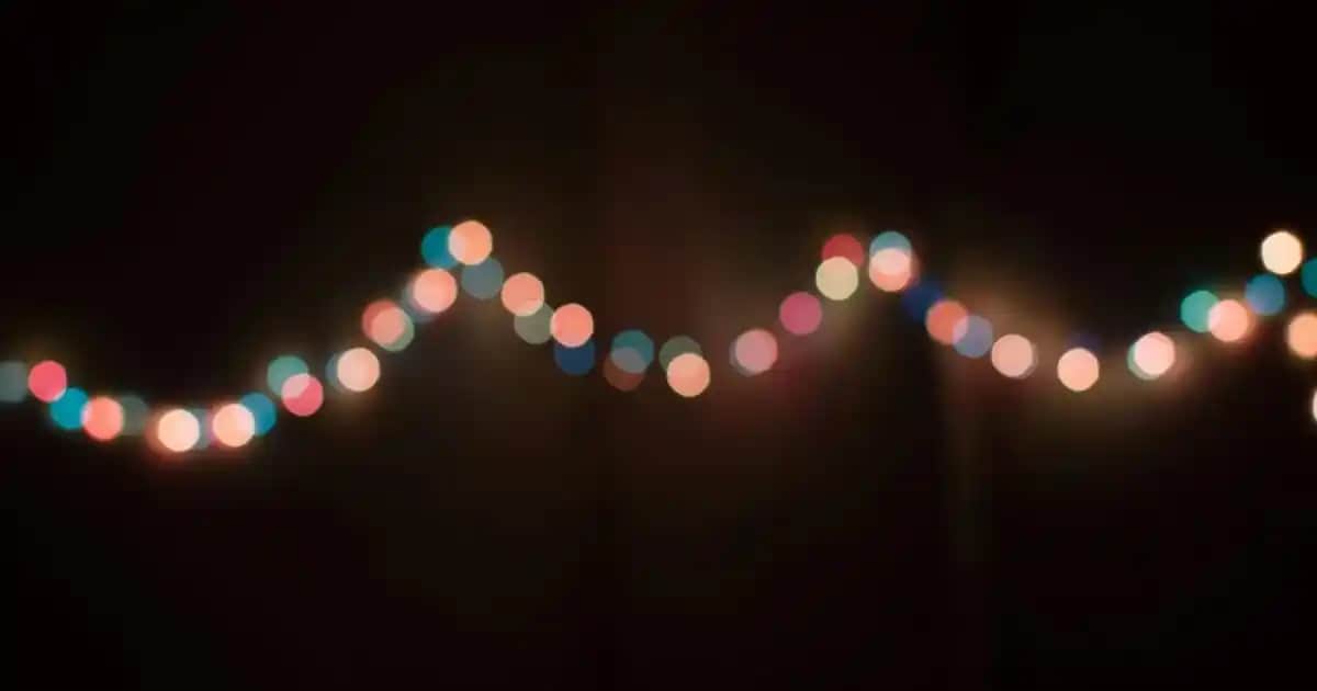 Saç Derisinde Pullanma ve Kabuklanma Nedenleri, Belirtileri ve Tedavi Yöntemleri