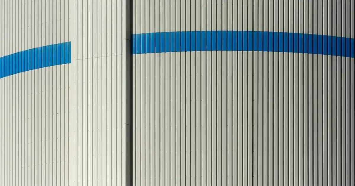 Saç Düzleştirici Seçimi ve Kullanımı Rehberi: En İyi Modeller, Fiyatlar ve İpuçları