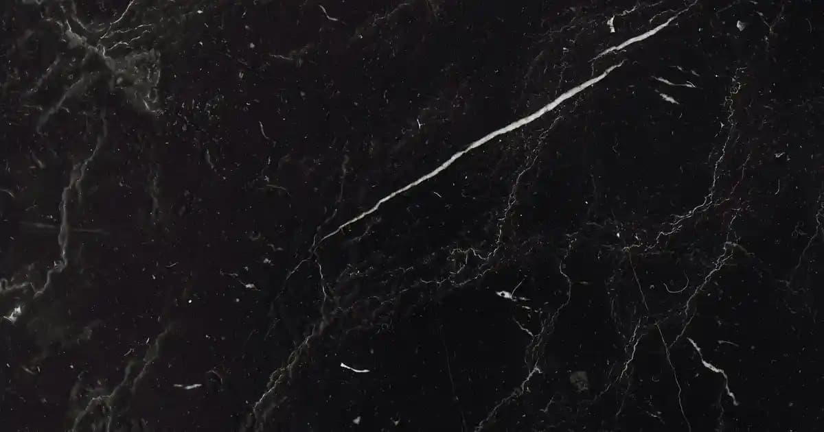 Saçlar İçin Nem Bombası Uygulaması ve Doğal Bakım Yöntemleri