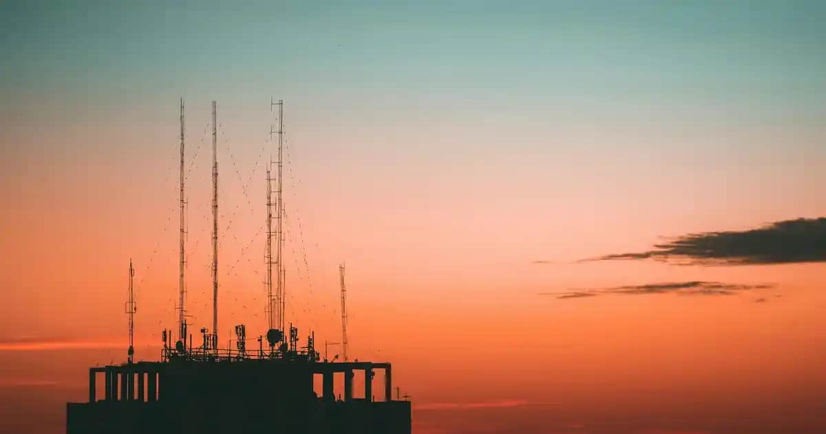 The Purest Solutions Göz Altı Serumu: Doğal ve Etkili Göz Çevresi Bakım Ürünü