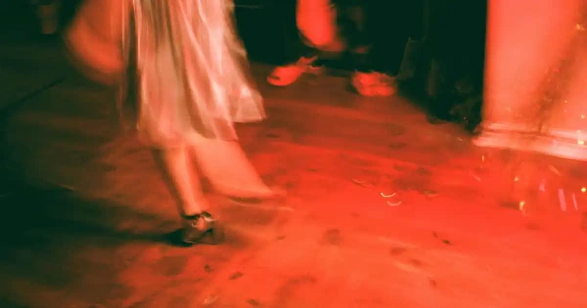 Yüz Yıkama Nedir ve Cilt Sağlığı İçin Neden Önemlidir