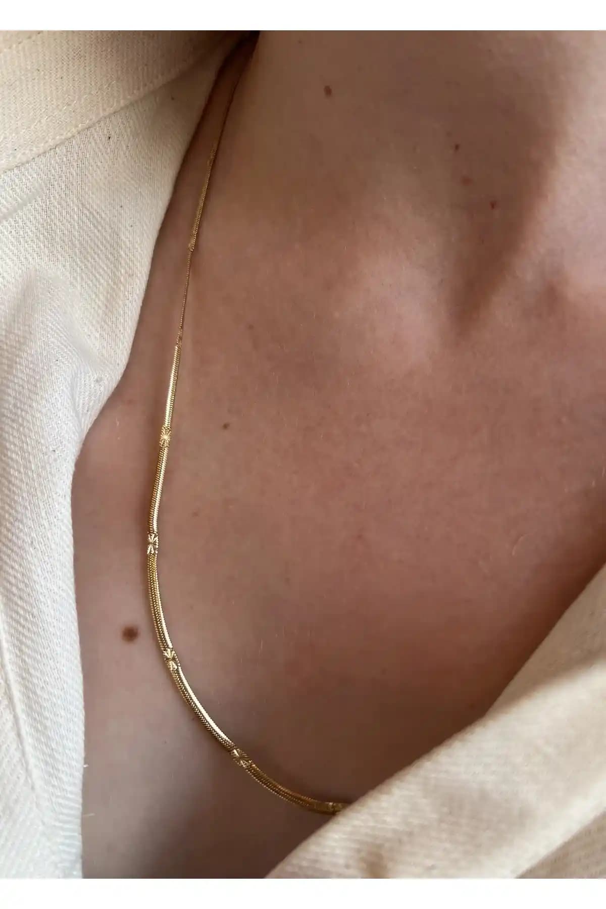 KİLİGİSTANBUL 60 cm İnce İtalyan & Yıldız Plaka Gold Renk Çelik Kolye Özellikleri