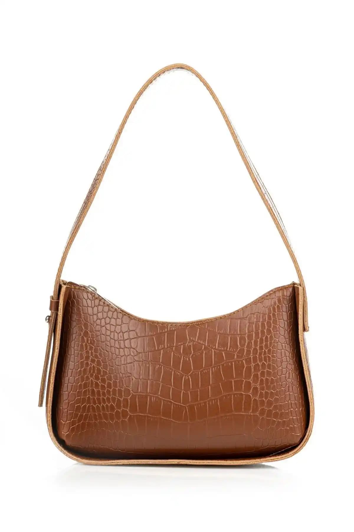 AsperaBag ve Genel Markalar Bordo Rugan Çanta Detaylı Karşılaştırması