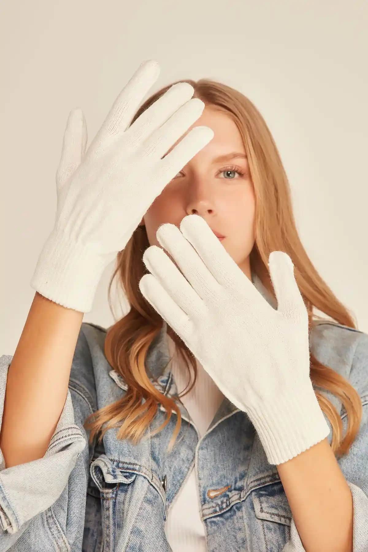 Axesoire ve Ritagarcia Peluş Uzun Eldiven Karşılaştırması: Hangi Model Sizin İçin Uygun