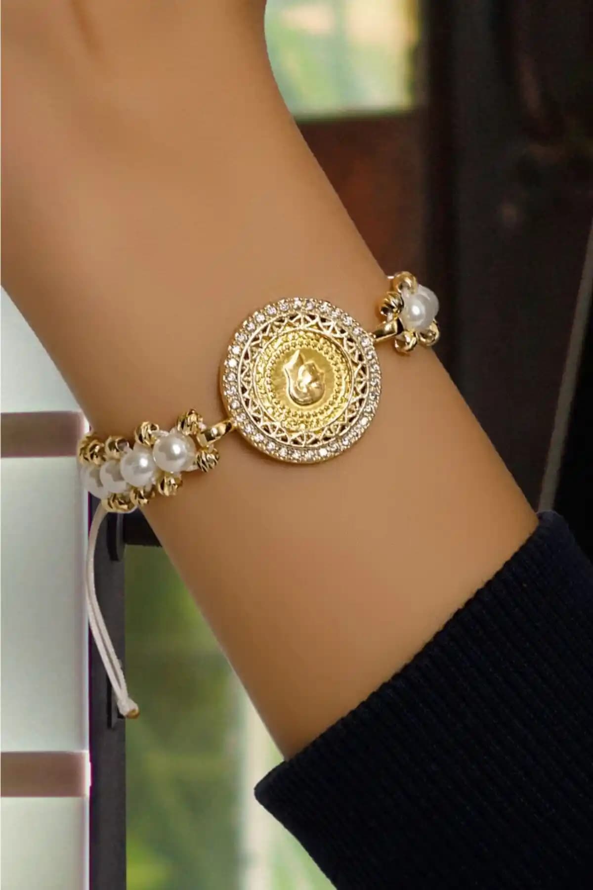 Aytekgold Incili Çeyrekli Bileklik: Zarif ve Dayanıklı Altın Kaplama Tasarım