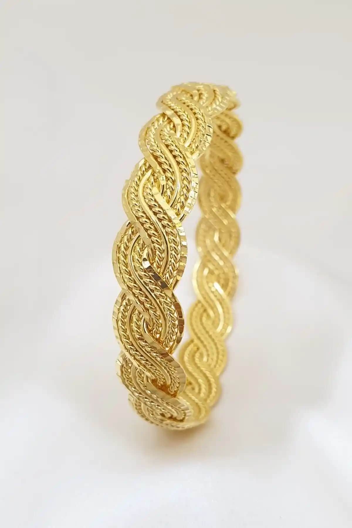 Bijoux Gold ve Jenny Daphne Bileklik Setleri Karşılaştırması ve Hangi Ürün Daha Uygun