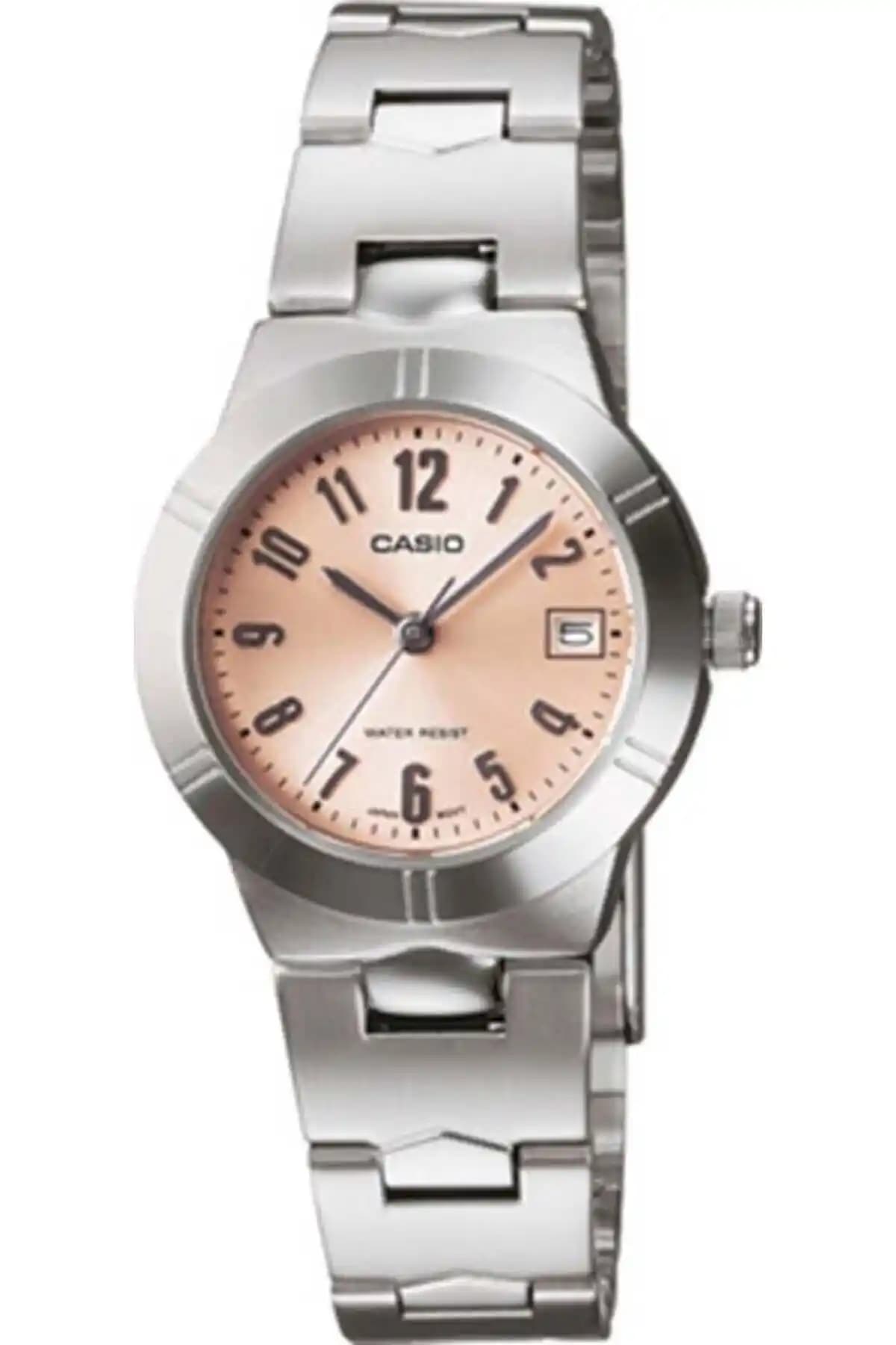 Casio Ltp-1241d-4a3df ve Casio Ltp-v002d-4budf modellerinin detaylı karşılaştırması