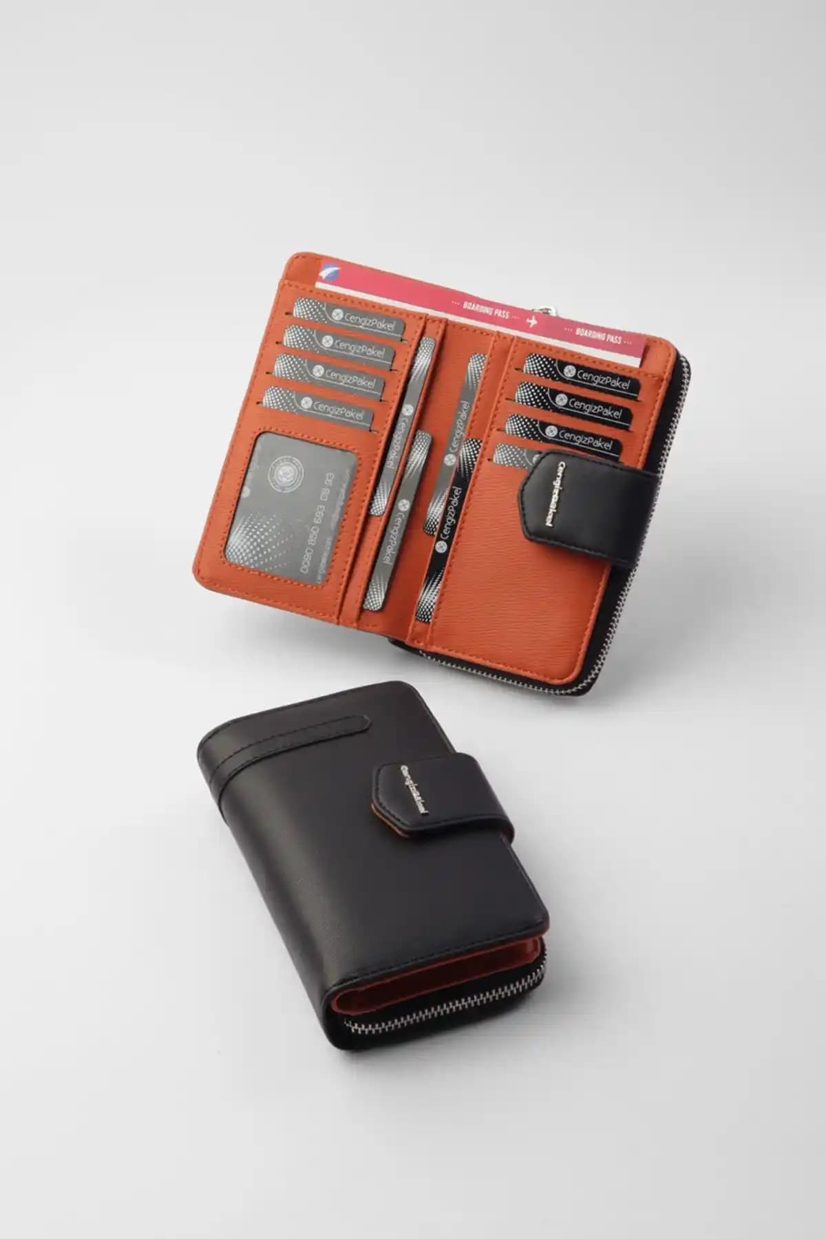 Cengiz Pakel Kadın Orta Boy Cüzdan: Şıklık ve Fonksiyonellik Sunan Pratik Tasarım