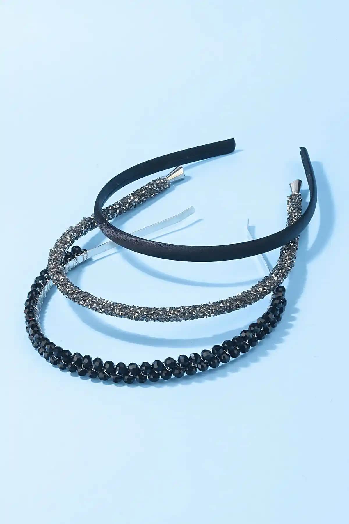 CSR Aksesuar Taç Setleri Karşılaştırması: Büzgülü ve Incili Modellerin Özellikleri ve Kullanım Alanları