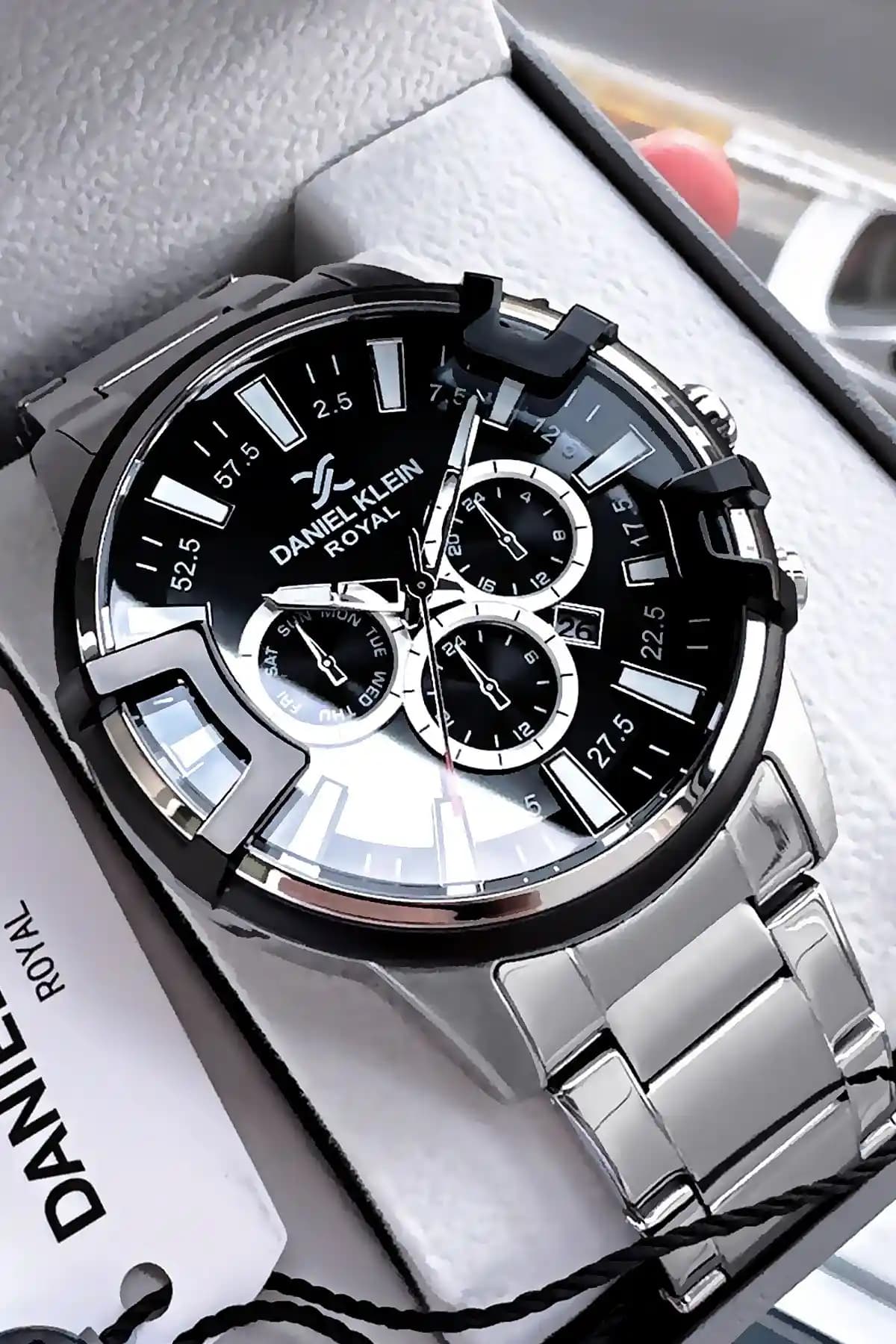 Daniel Klein ve Tom Jones Erkek Kol Saatleri Karşılaştırması 2023