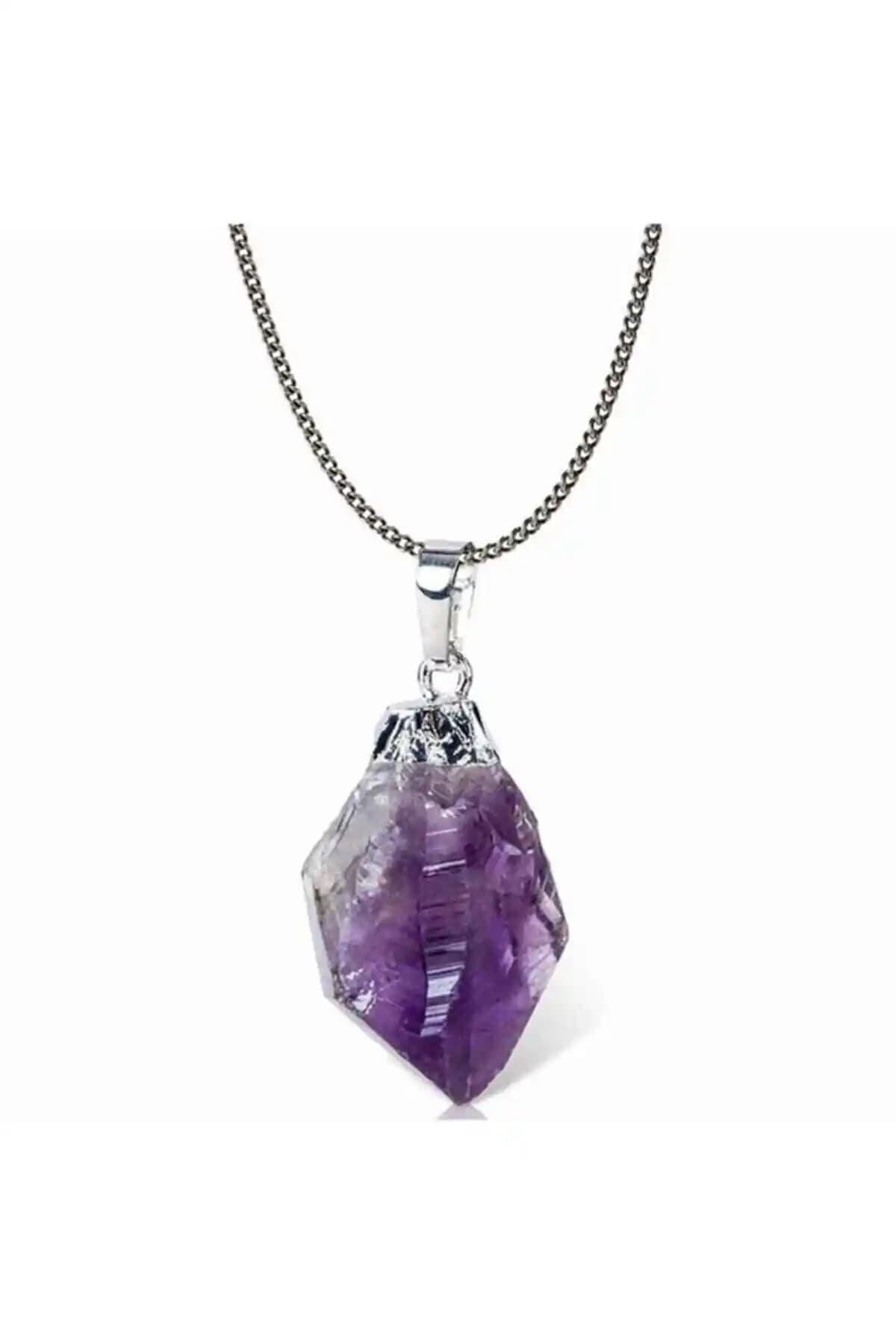 Doğal Ametist Taşı Kolye: Enerji ve Zarafetin Benzersiz Buluşması