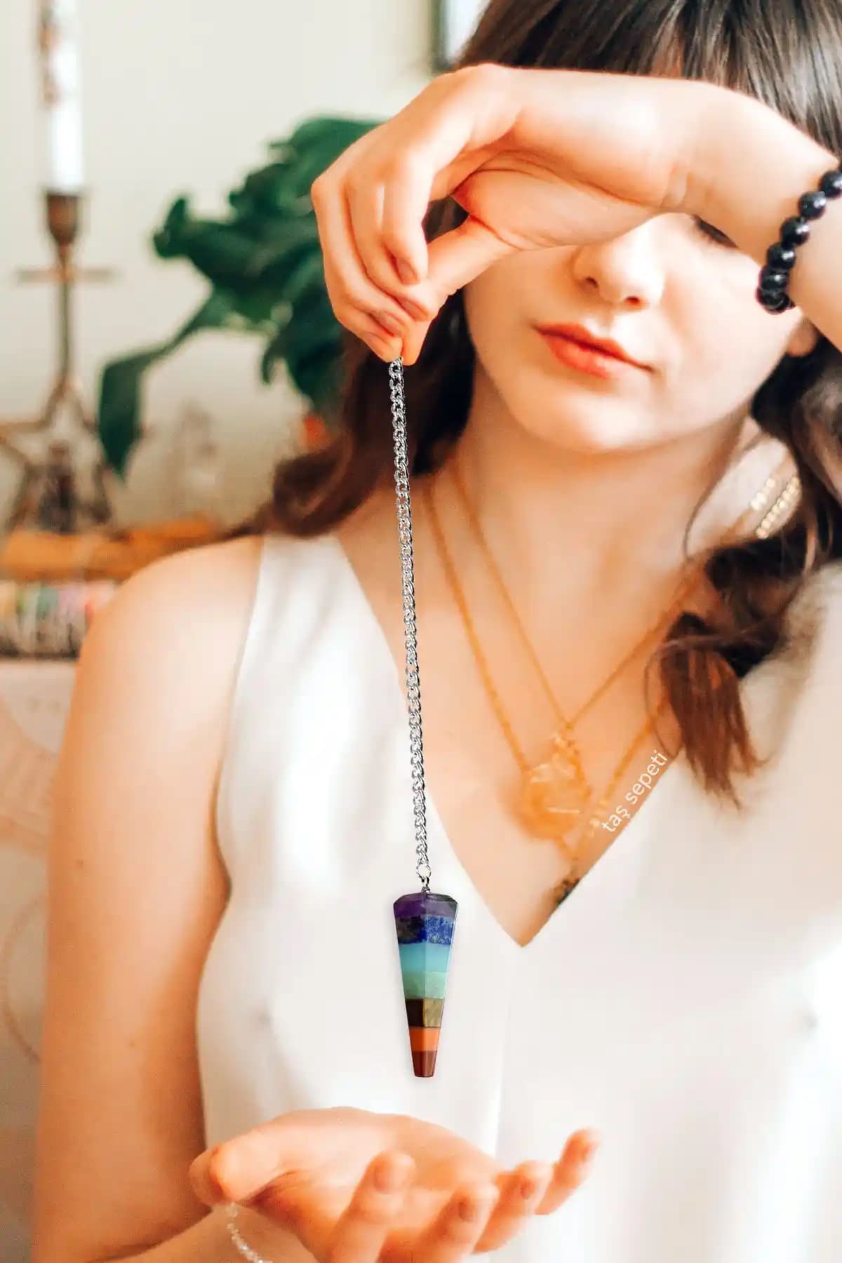 Doğal Taş Pandül Sarkaçlar Karşılaştırması: Çakra ve Sevgi Enerjisi İçin Rehber