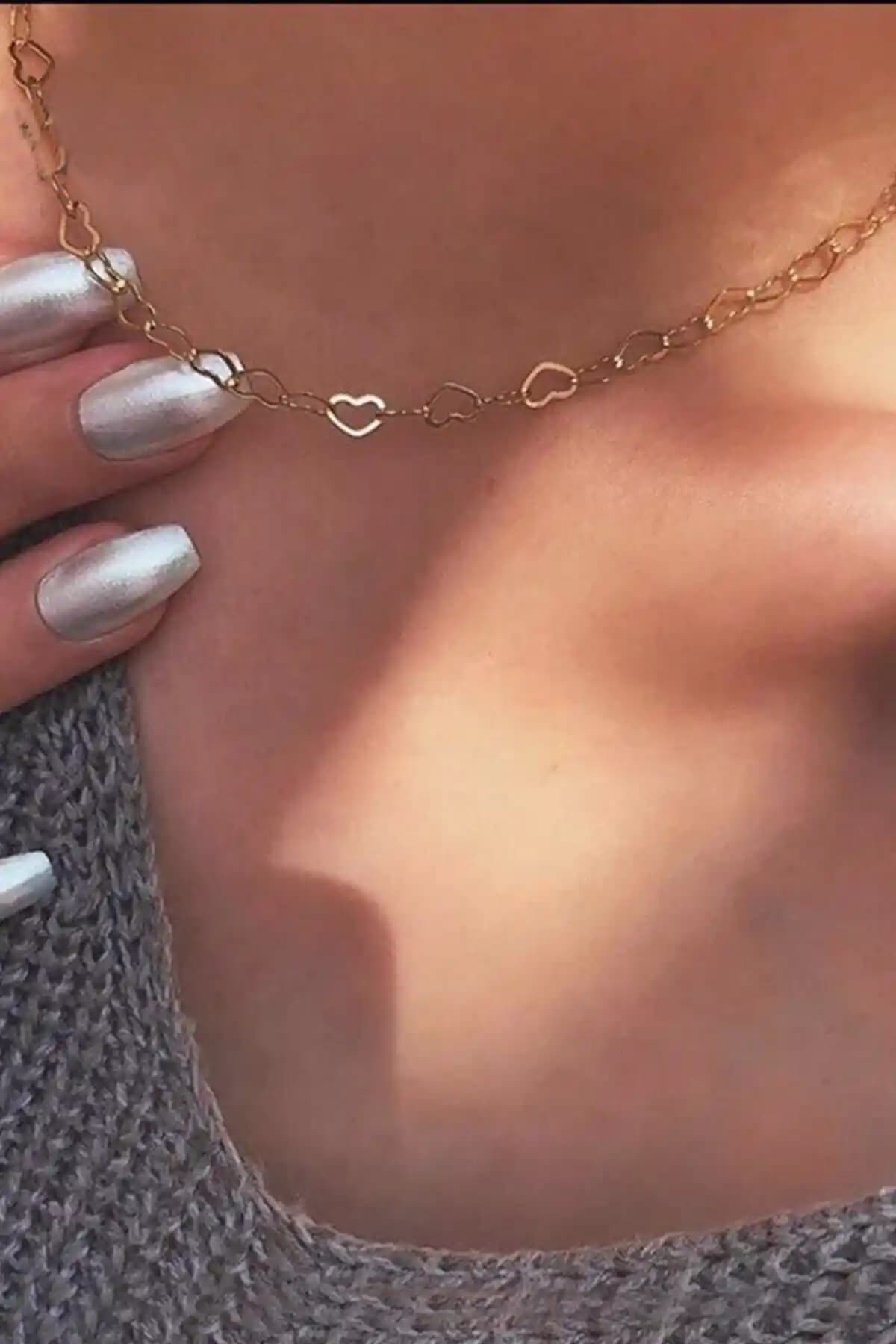 Dora Accessories Kalp Şeklinde Zincir Altın Renk Kolye ile Şıklığınızı Tamamlayın