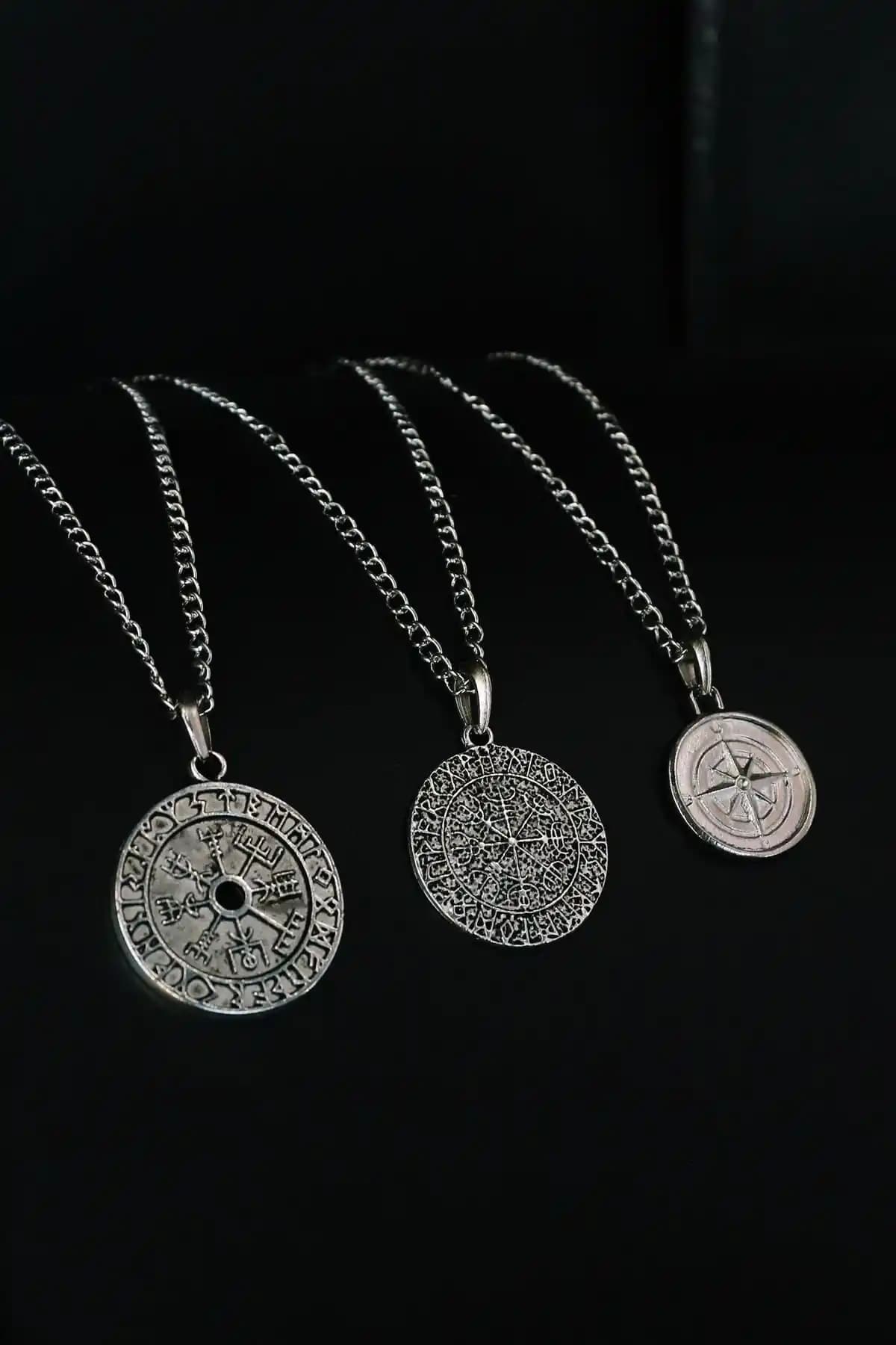 Dukkanka 3'lü Pusula Çift Viking İşlemeli Küçük Kolye Seti Günlük ve Özel Kullanımlar İçin