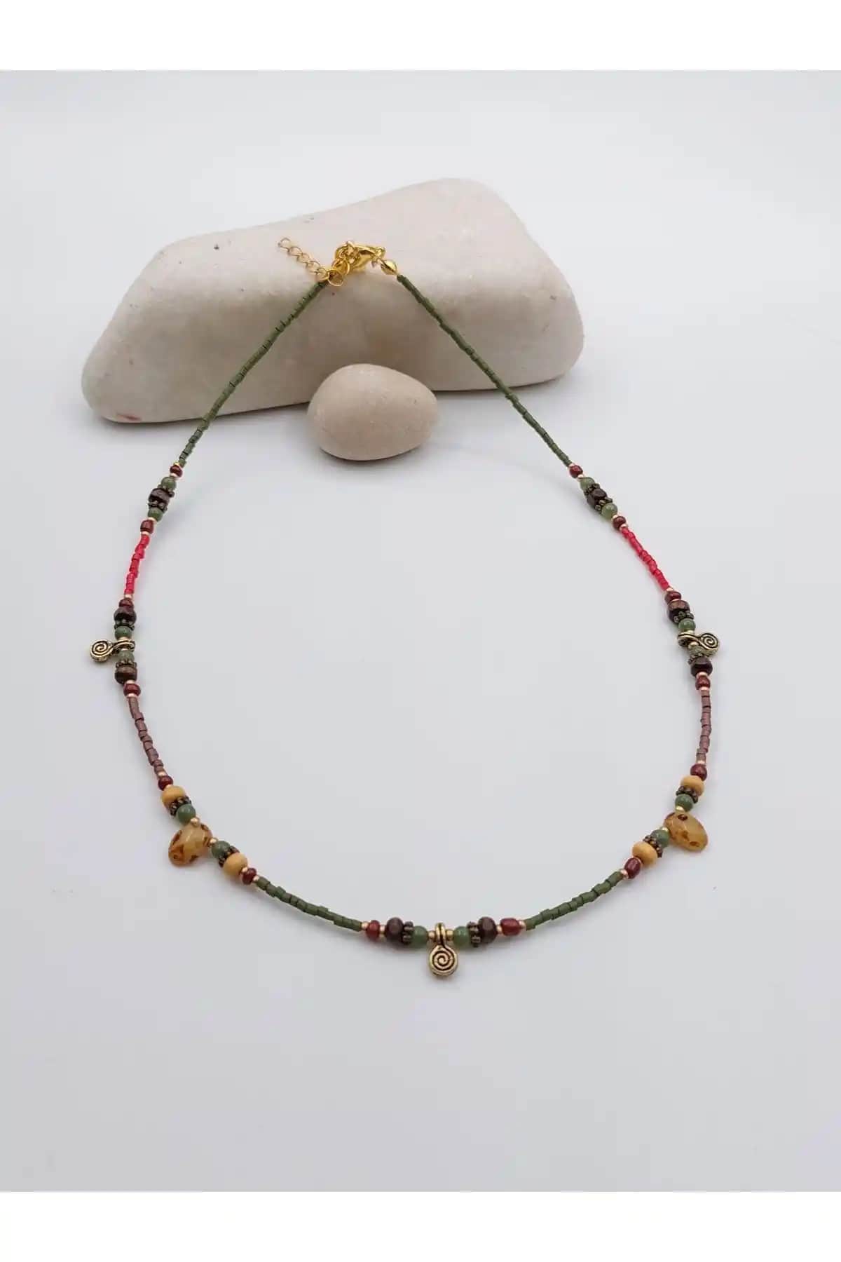 El Yapımı Çek Camı Etnik Kadın Kolye Doğal Taş ve Sıcak Renk Seçenekleriyle