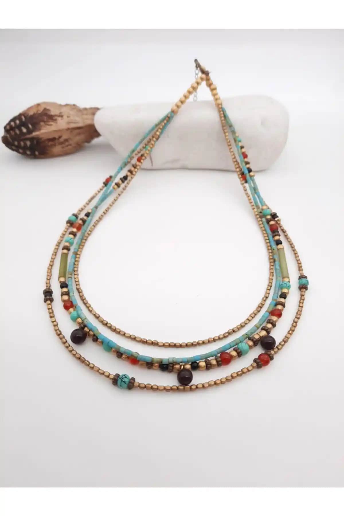 El Yapımı Otantik Takitokaciniz Kolye: Zarif ve Sanatsal Tasarımla Öne Çıkan Aksesuar