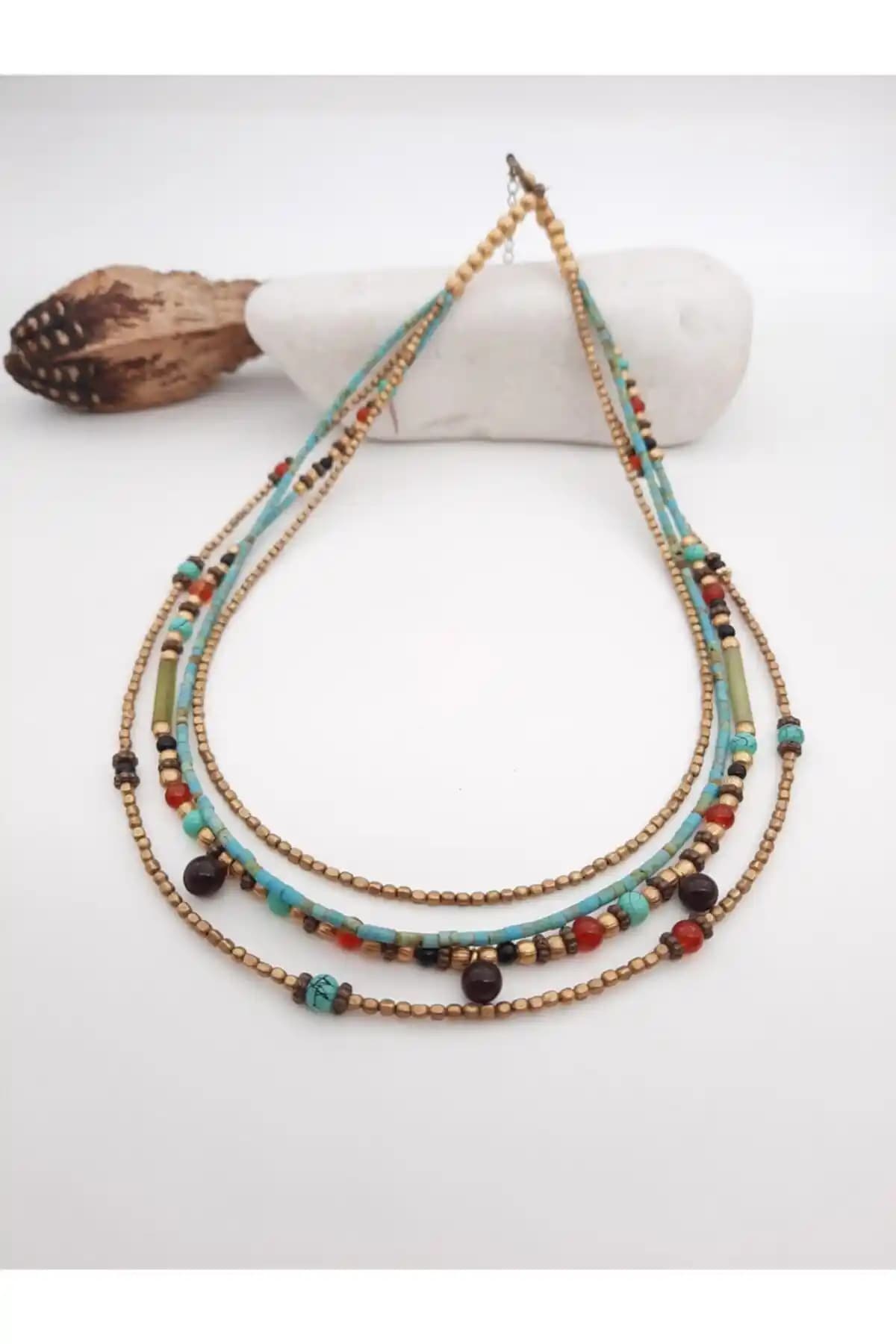 El Yapımı Otantik Takitokaciniz Kolye: Zarif ve Sanatsal Tasarımla Öne Çıkan Aksesuar