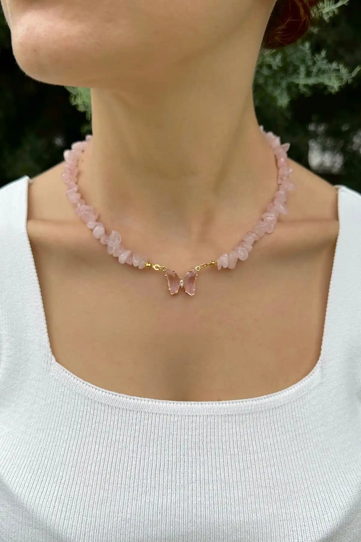 EST Aksesuar Doğal Kırık Pembe Kuvars Taşlı Cam Kelebek Kolye Ürün İncelemesi ve Özellikleri